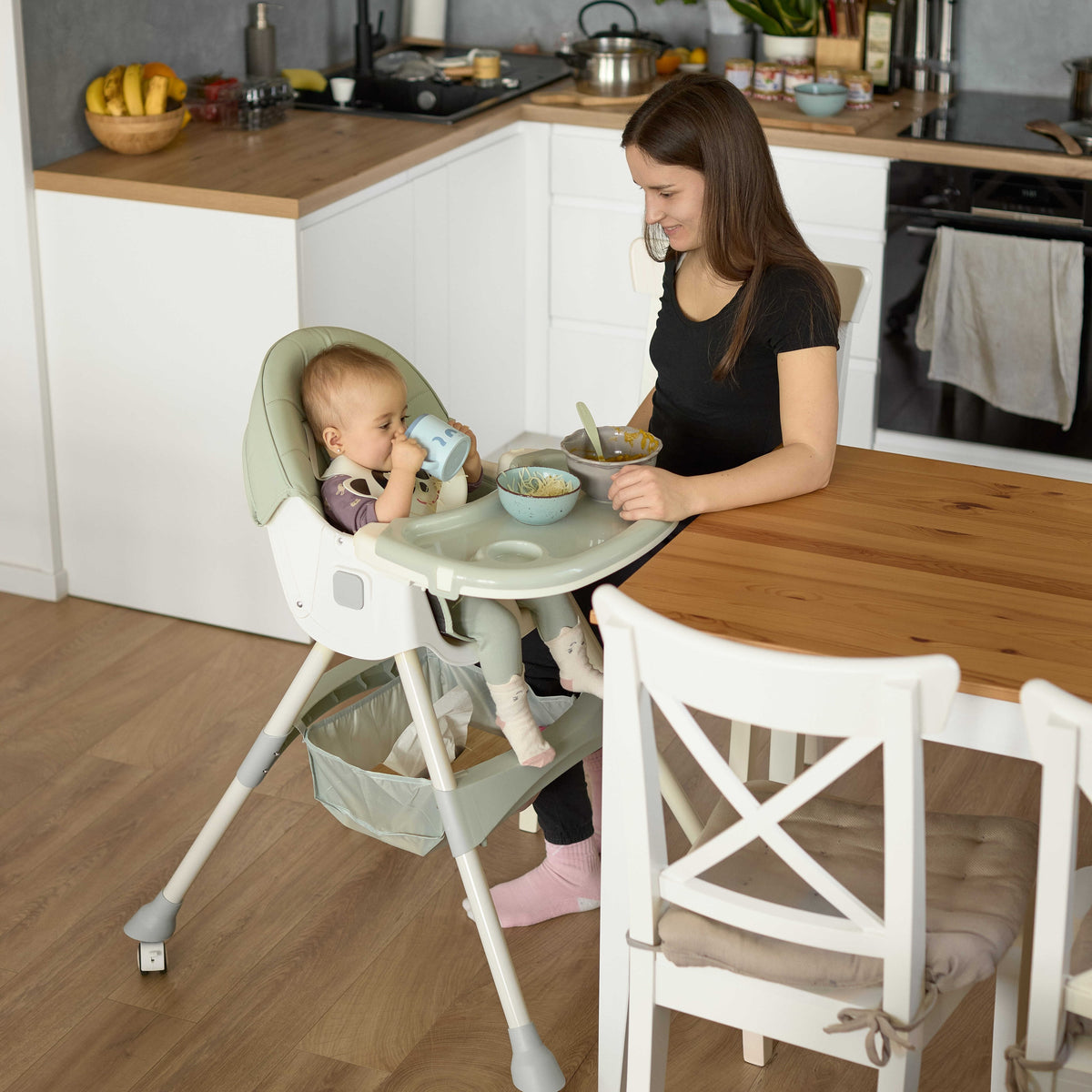 2-in-1 Comfort Children's High Chair - Beige