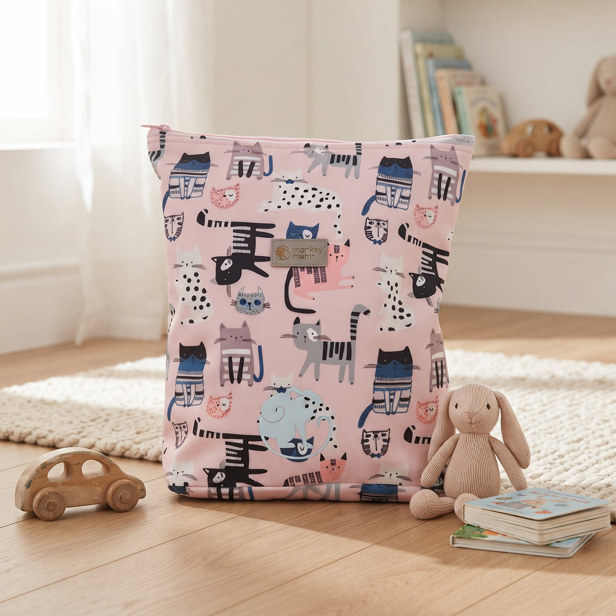 Gyerek softshell hátizsák Monkey Mum® - Cicák - Rózsaszín